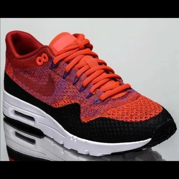 Nike Flyknit 6.5 University Red - Picture 3 of 8